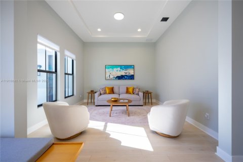 Купить виллу или дом в Палм-Бич-Гарденс, Флорида 5 спален, 408.96м2, № 1974442 - фото 7