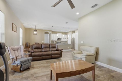 Casa en venta en Palm Coast, Florida, 3 dormitorios, 174.93 m2 № 2150618 - foto 12
