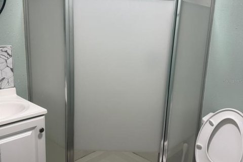 Villa ou maison à vendre à Tampa, Floride: 4 chambres, 95.5 m2 № 2210263 - photo 9