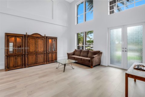 Villa ou maison à vendre à Miramar, Floride: 4 chambres, 266.63 m2 № 1952952 - photo 9