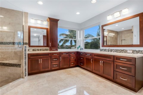 Villa ou maison à vendre à Miramar, Floride: 4 chambres, 266.63 m2 № 1952952 - photo 20