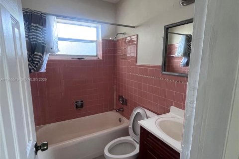 Снять в аренду виллу или дом в Пемброк-Пайнс, Флорида 2 спальни, 79.71м2, № 2027064 - фото 6