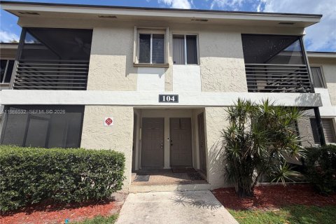 Снять в аренду кондоминиум в Помпано-Бич, Флорида 2 спальни, 81.75м2, № 2028223 - фото 19