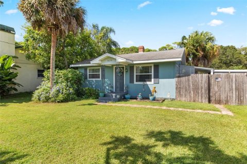 House in Saint Petersburg, Florida 2 bedrooms, 62.43 sq.m. № 2099699 - photo 2
