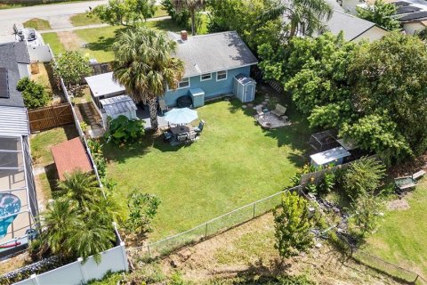 House in Saint Petersburg, Florida 2 bedrooms, 62.43 sq.m. № 2099699 - photo 20