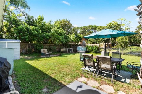 House in Saint Petersburg, Florida 2 bedrooms, 62.43 sq.m. № 2099699 - photo 15