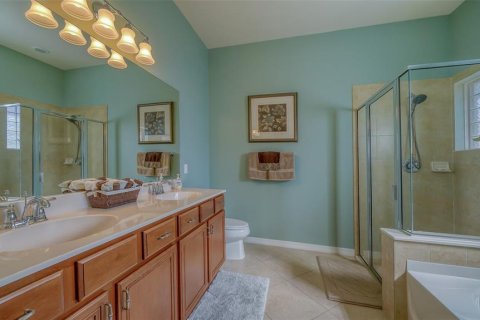 House in Sarasota, Florida 3 bedrooms, 163.88 sq.m. № 222192 - photo 25