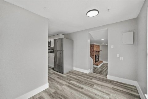 Villa ou maison à louer à Intercession City, Floride: 3 chambres, 136.19 m2 № 2410457 - photo 6