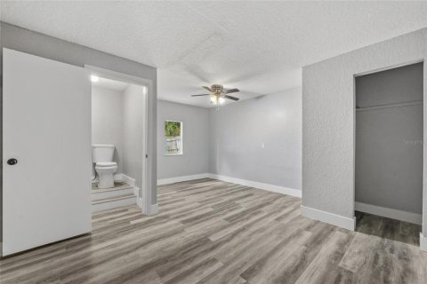 Villa ou maison à louer à Intercession City, Floride: 3 chambres, 136.19 m2 № 2410457 - photo 12