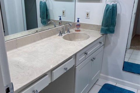 Condominio en alquiler en Tampa, Florida, 3 dormitorios, 143.72 m2 № 1915202 - foto 18