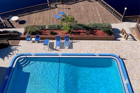 Condominio en alquiler en Tampa, Florida, 3 dormitorios, 143.72 m2 № 1915202 - foto 4