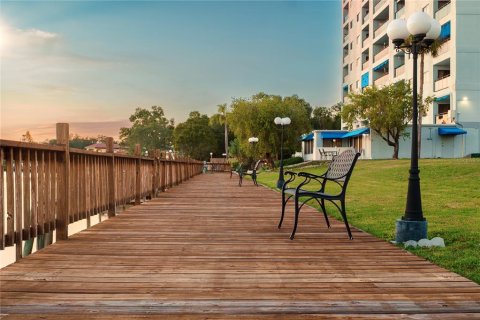 Condominio en alquiler en Tampa, Florida, 3 dormitorios, 143.72 m2 № 1915202 - foto 26