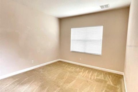 House in Kissimmee, Florida 4 bedrooms, 275.64 sq.m. № 1783540 - photo 8