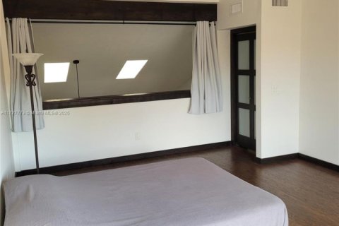 Townhouse in Dania Beach, Florida 2 bedrooms, 119.84 sq.m. № 1477796 - photo 19