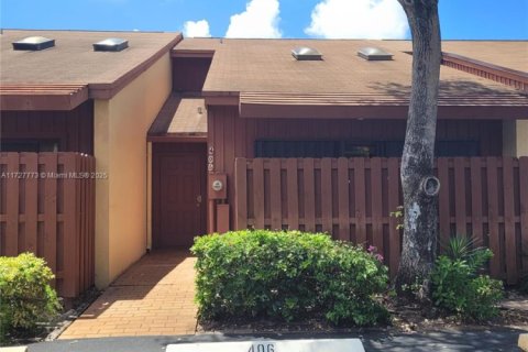 Townhouse in Dania Beach, Florida 2 bedrooms, 119.84 sq.m. № 1477796 - photo 5