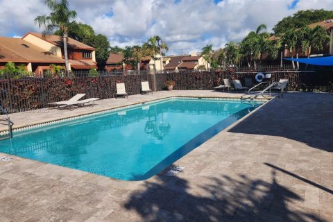 Townhouse in Dania Beach, Florida 2 bedrooms, 119.84 sq.m. № 1477796 - photo 29
