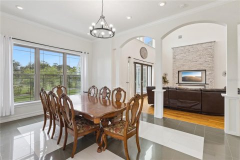 House in Haines City, Florida 4 bedrooms, 375.42 sq.m. № 2308178 - photo 9