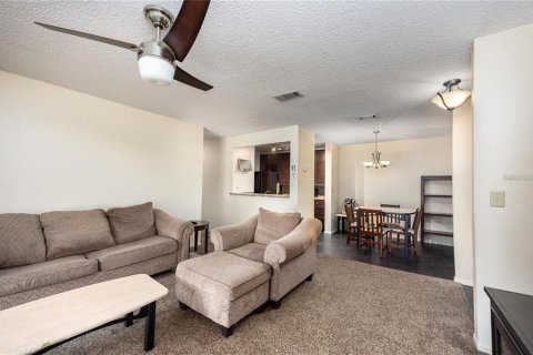 Condo in Gainesville, Florida, 2 bedrooms  № 1803596 - photo 4
