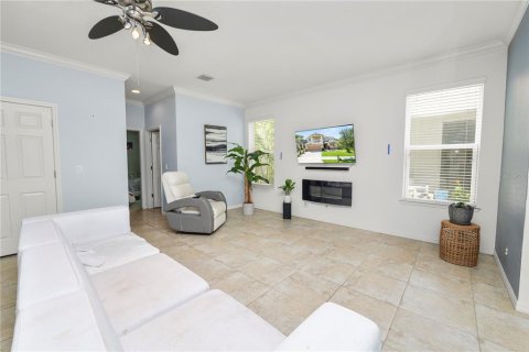 Villa ou maison à vendre à Land O' Lakes, Floride: 4 chambres, 317.91 m2 № 2227035 - photo 21