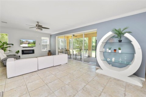 Villa ou maison à vendre à Land O' Lakes, Floride: 4 chambres, 317.91 m2 № 2227035 - photo 24