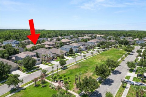 Villa ou maison à vendre à Land O' Lakes, Floride: 4 chambres, 317.91 m2 № 2227035 - photo 5