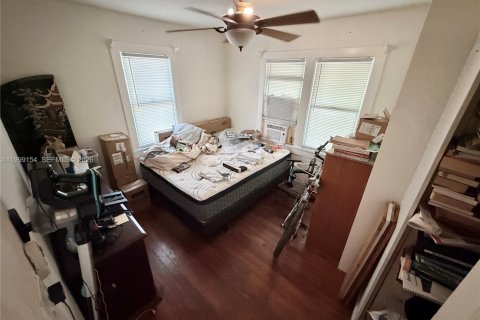 Villa ou maison à vendre à North Miami, Floride: 2 chambres, 70.23 m2 № 2064150 - photo 9