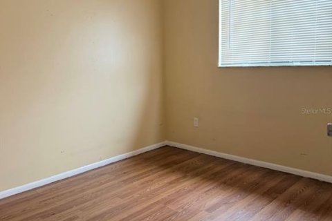 Appartement à louer à Spring Hill, Floride: 2 chambres, 73.58 m2 № 2410417 - photo 4