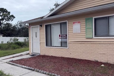 Appartement à Spring Hill, Floride 2 chambres, 73.58 m2 № 2410417