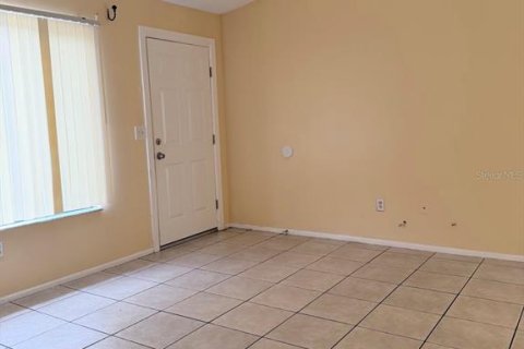 Appartement à louer à Spring Hill, Floride: 2 chambres, 73.58 m2 № 2410417 - photo 5