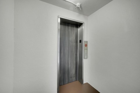 Condominio en venta en West Palm Beach, Florida, 2 dormitorios, 75.62 m2 № 1228726 - foto 1