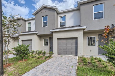 Touwnhouse à vendre à Orlando, Floride: 3 chambres, 139.35 m2 № 1546905 - photo 1
