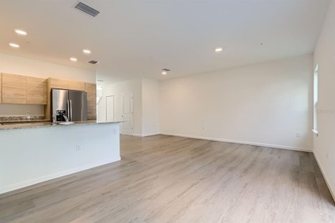 Touwnhouse à vendre à Orlando, Floride: 3 chambres, 139.35 m2 № 1546905 - photo 11