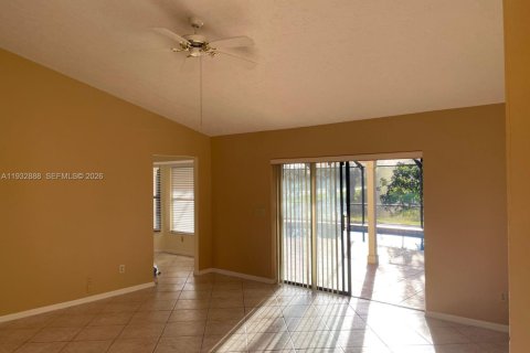 Купить виллу или дом в Порт-Сент-Луси, Флорида 3 спальни, 177.26м2, № 1996910 - фото 8