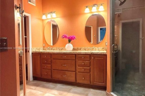 Купить виллу или дом в Порт-Сент-Луси, Флорида 3 спальни, 177.26м2, № 1996910 - фото 11