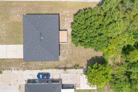 House in Deltona, Florida 3 bedrooms, 123.75 sq.m. № 1883423 - photo 11