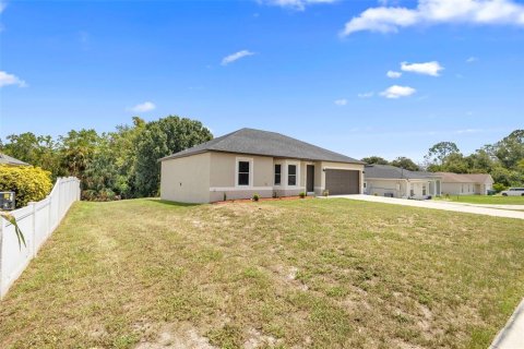 House in Deltona, Florida 3 bedrooms, 123.75 sq.m. № 1883423 - photo 2