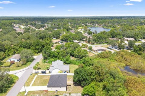 House in Deltona, Florida 3 bedrooms, 123.75 sq.m. № 1883423 - photo 17