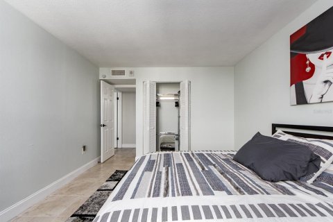 Condominio en alquiler en Clearwater, Florida, 2 dormitorios, 125.42 m2 № 1909123 - foto 18