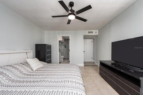 Condominio en alquiler en Clearwater, Florida, 2 dormitorios, 125.42 m2 № 1909123 - foto 14