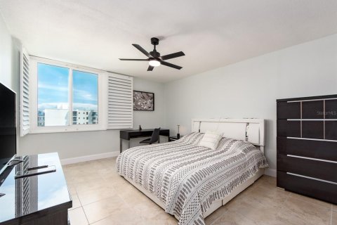 Condominio en alquiler en Clearwater, Florida, 2 dormitorios, 125.42 m2 № 1909123 - foto 13