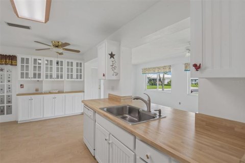 Casa en venta en Pinellas Park, Florida, 2 dormitorios, 153.2 m2 № 2213681 - foto 7