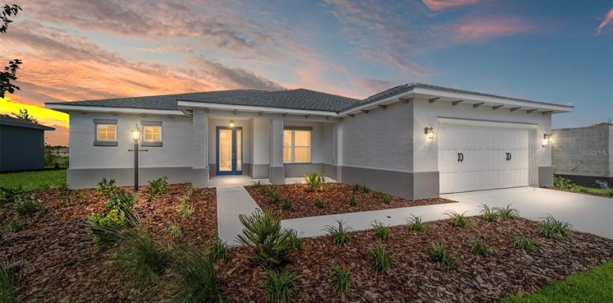 House in Ocala, Florida 2 bedrooms, 159.61 sq.m. № 1911301