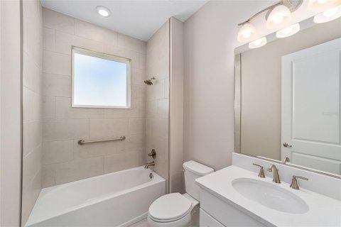 House in Ocala, Florida 2 bedrooms, 159.61 sq.m. № 1911301 - photo 27