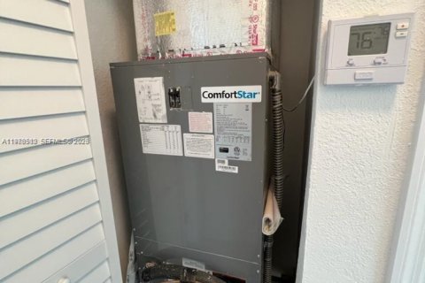 Купить виллу или дом в Майами, Флорида 3 спальни, 95.04м2, № 2050684 - фото 24