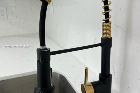 Купить виллу или дом в Майами, Флорида 3 спальни, 95.04м2, № 2050684 - фото 13