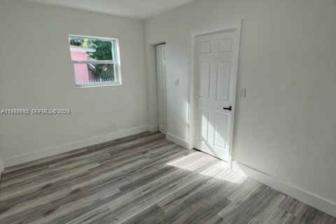 Купить виллу или дом в Майами, Флорида 3 спальни, 95.04м2, № 2050684 - фото 20