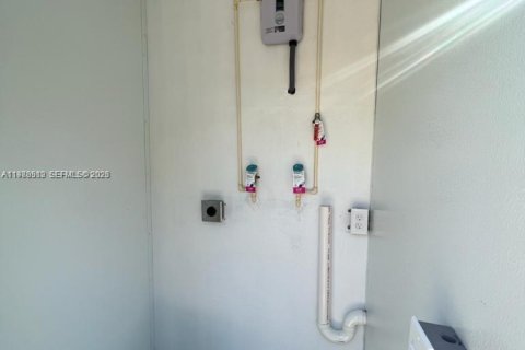 Купить виллу или дом в Майами, Флорида 3 спальни, 95.04м2, № 2050684 - фото 25