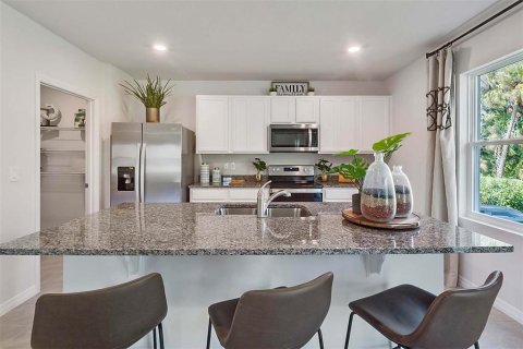 House in Sanford, Florida 4 bedrooms, 225.94 sq.m. № 1869345 - photo 21