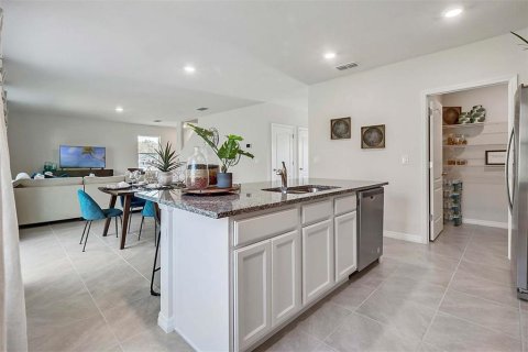 House in Sanford, Florida 4 bedrooms, 225.94 sq.m. № 1869345 - photo 24