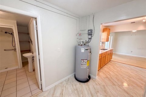 Casa en venta en Seminole, Florida, 3 dormitorios, 92.62 m2 № 2150087 - foto 19